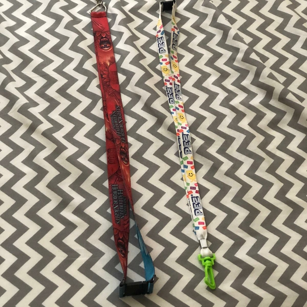 2 lanyards
